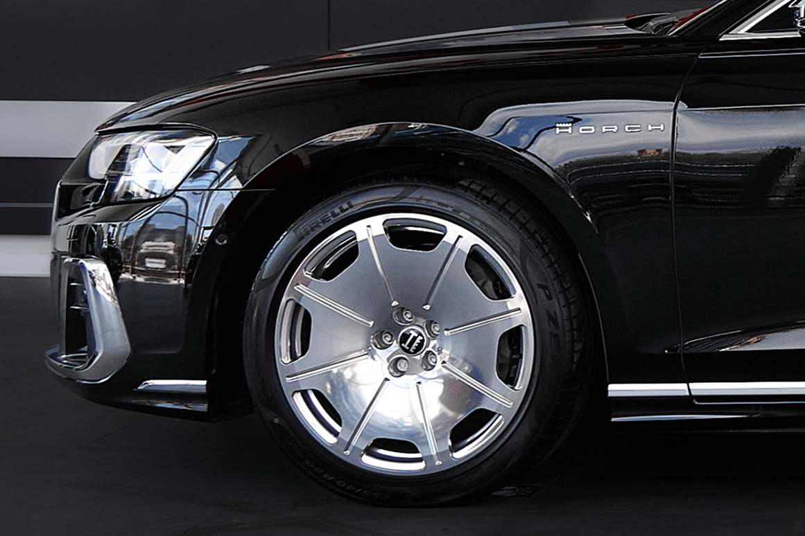 Audi 2025 A8 XL 55 TFSI Horch Founder