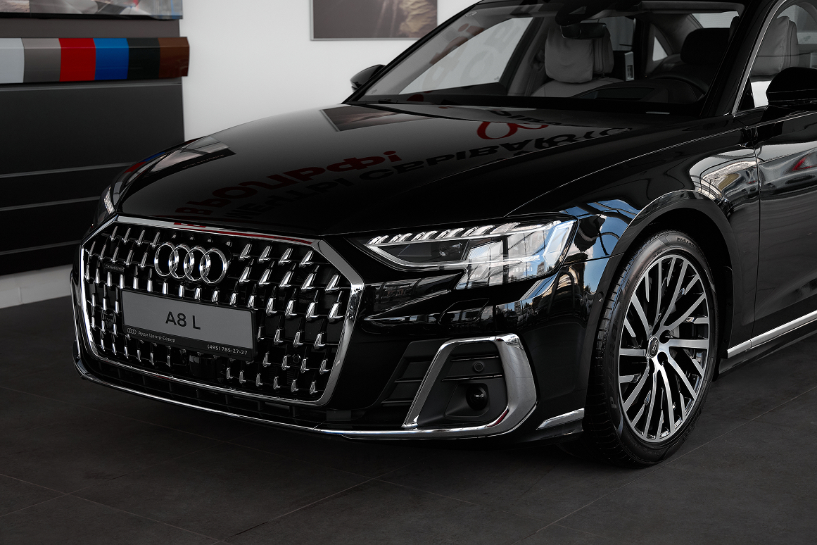Audi 2025 A8L 55 TFSI Flagship