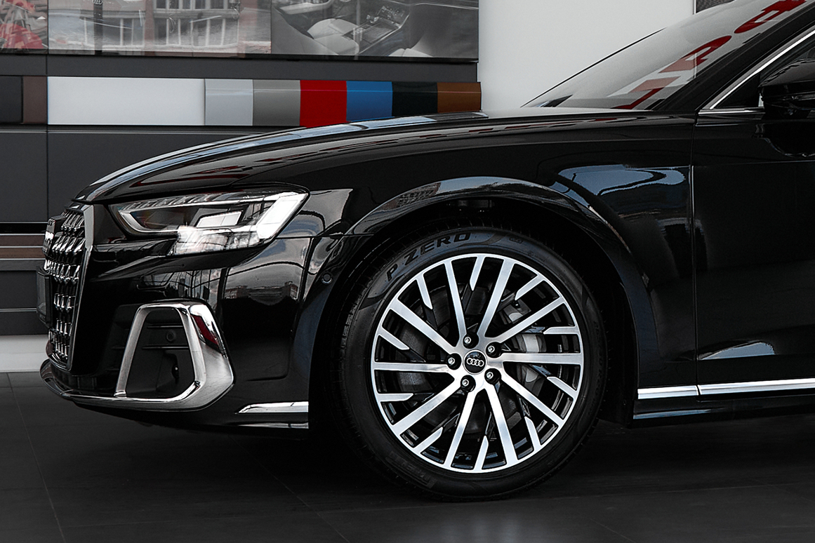 Audi 2025 A8L 55 TFSI Flagship